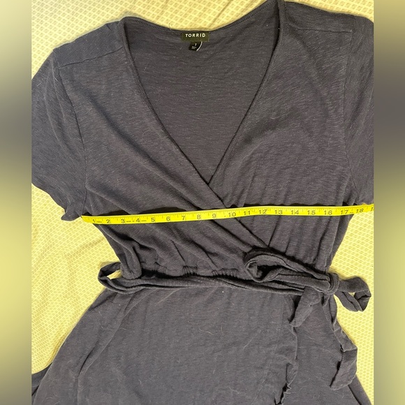 TWO Torrid wrap dresses - Picture 6 of 8